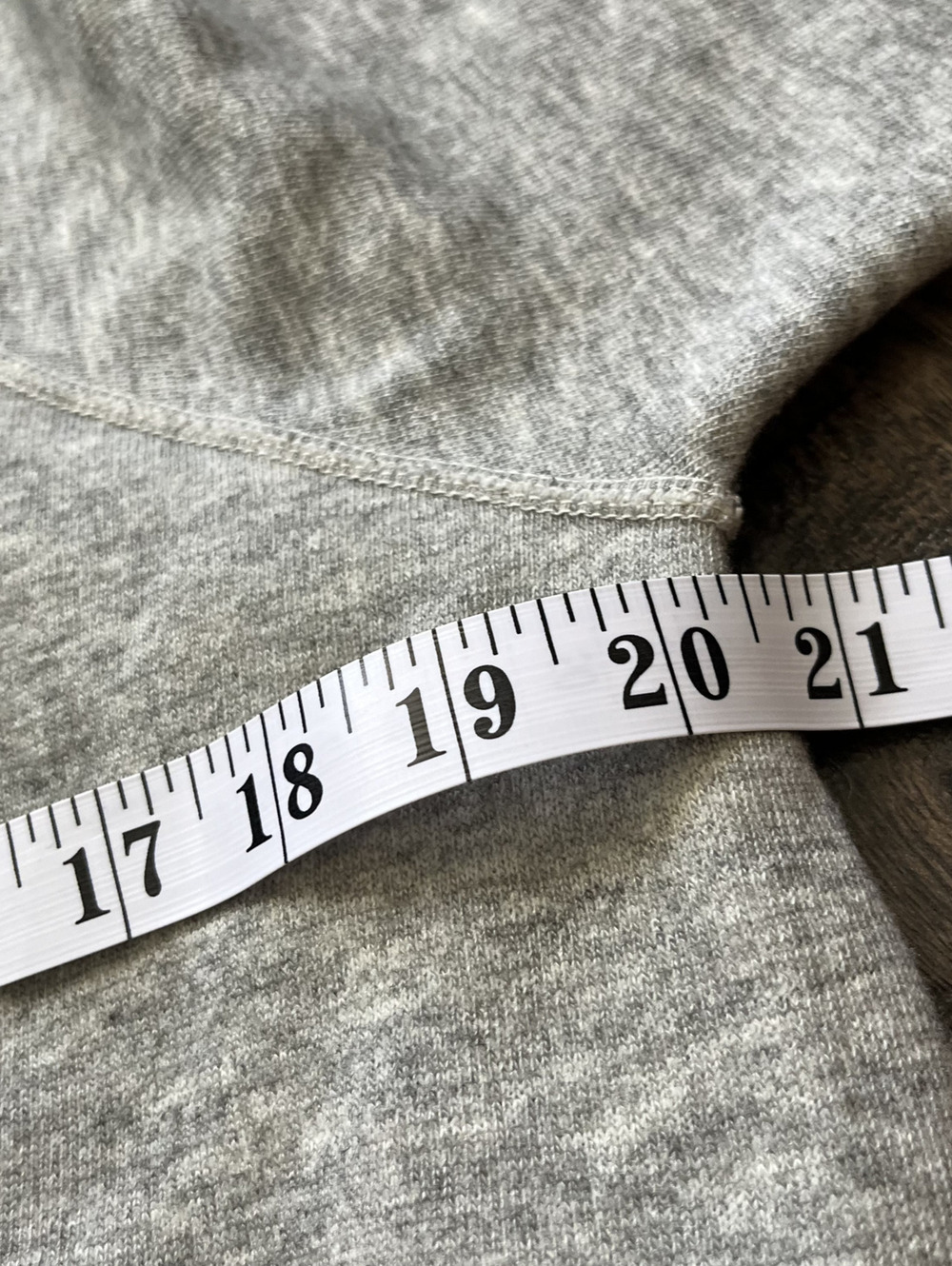True Vintage 80s Native Explorer Graphic Crewneck Sweatshirt Gray Medium Western - Picture 10 of 10